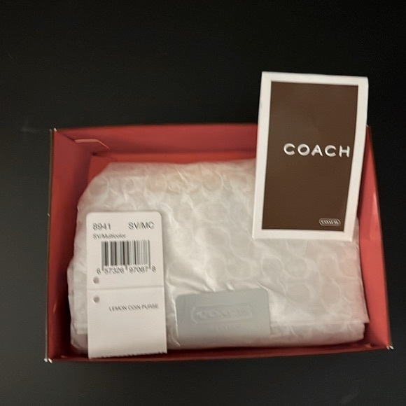 NWT COACH LEMON WRISTLET/CARD IR MONEY CASE/KEYRING - Picture 6 of 7